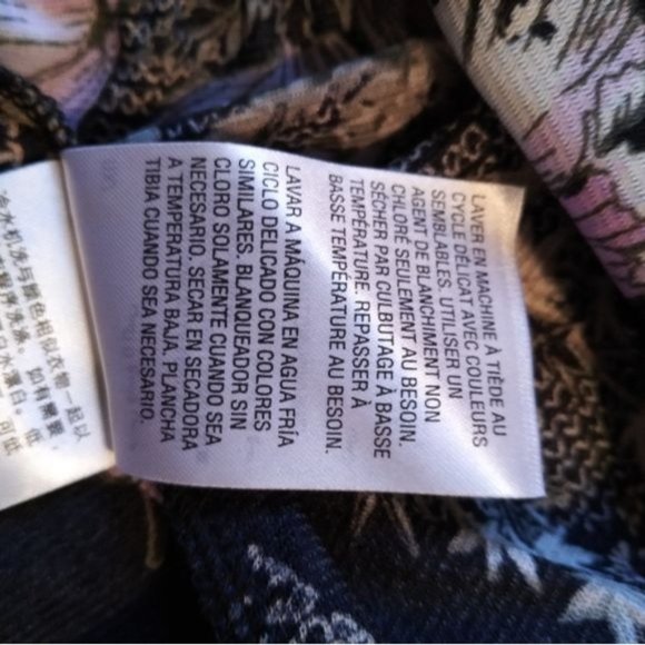 Style & Co - BOHO Tunic Floral Top - Purple Black - 0X - Picture 8 of 9